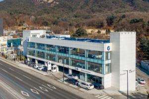코오롱모터스 "BMW 의정부 전시장 새단장 완료"